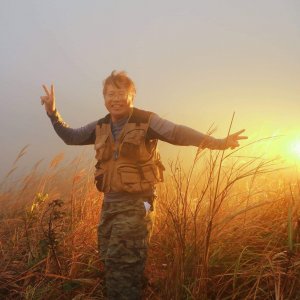 Dr. Kenneth Kwong Si-San