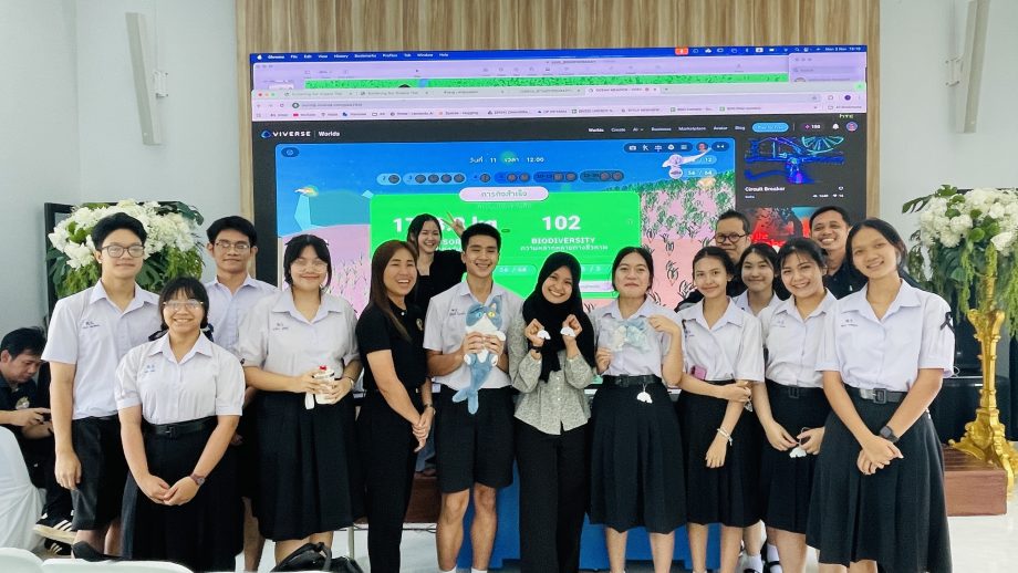 A group photo of students who participated in the Ocean Meadow test.