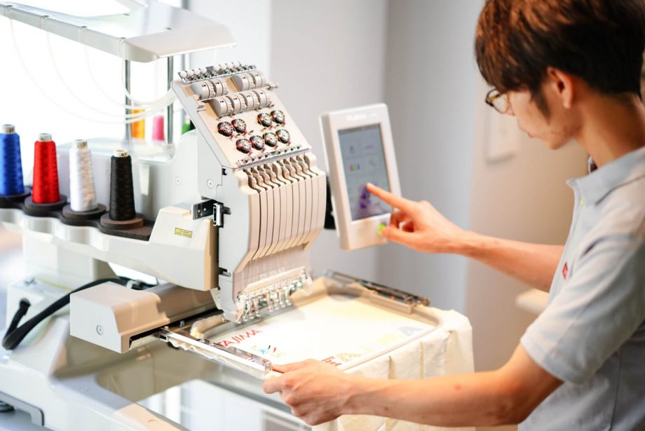 デジタル刺しゅうミシン「TAJIMA SAI - 彩 -」