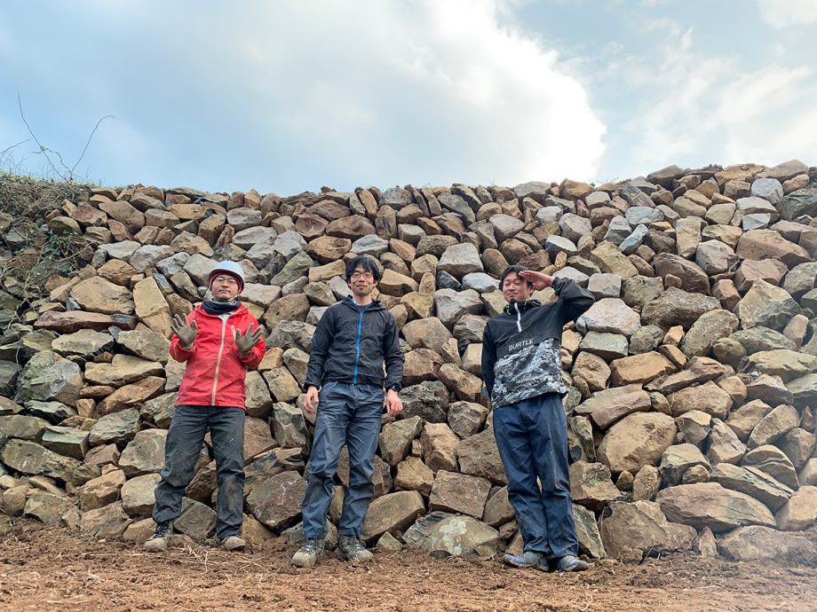 金子玲大さん参考画像03　石積み完成！